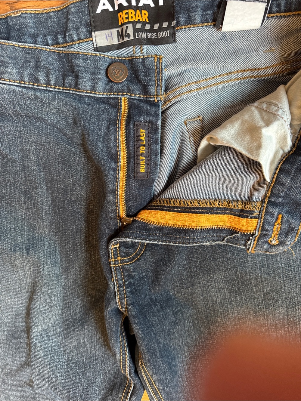 Men’s size 34W 36L ARIAT brand M4 Low Rise Boot Cut Jeans. - Picture 6 of 9